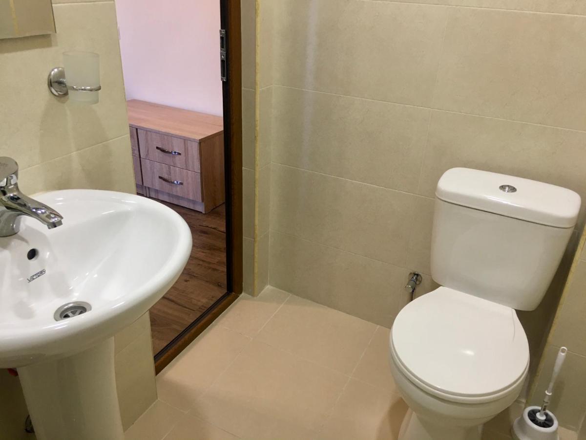 Guest House Margaryan เยเรวาน ภายนอก รูปภาพ