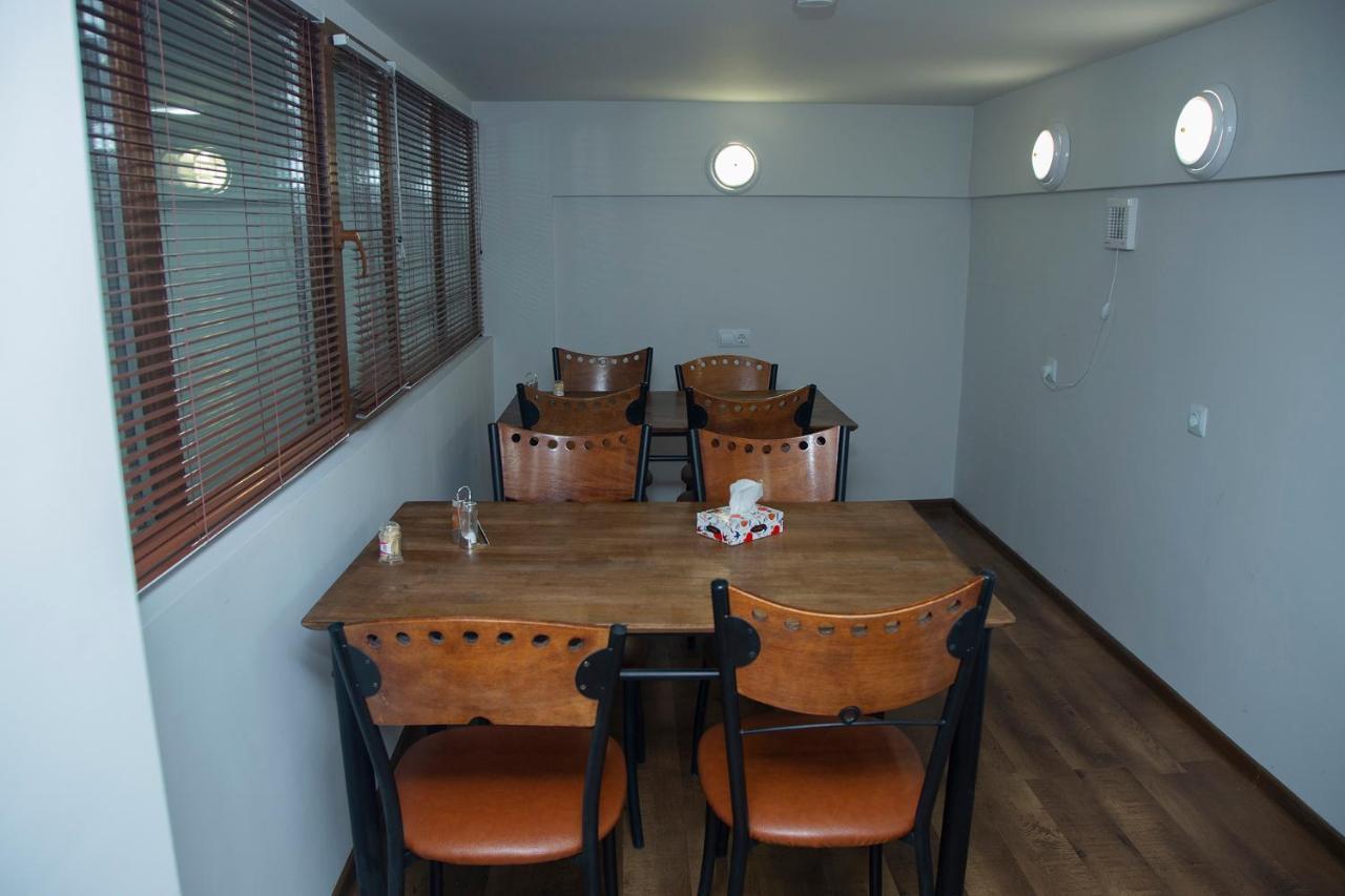 Guest House Margaryan เยเรวาน ภายนอก รูปภาพ